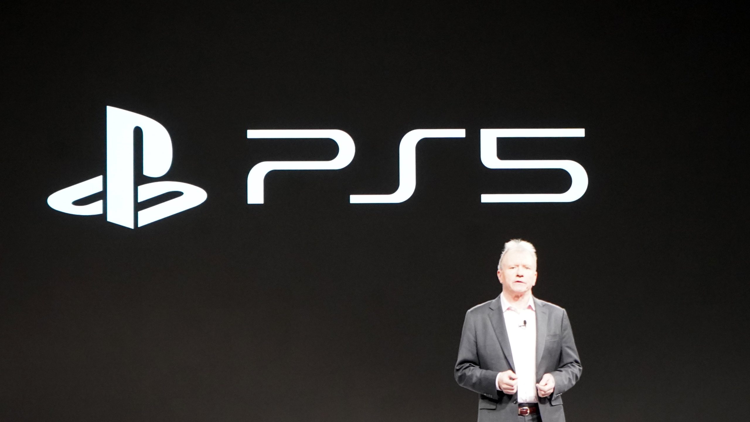 Jim Ryan CEO ของ Sony ขึ้นพูดที่ ลาสเวกัส เผยภาพโลโก้ของ PlayStaion 5